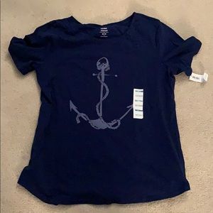Old navy anchor t shirt